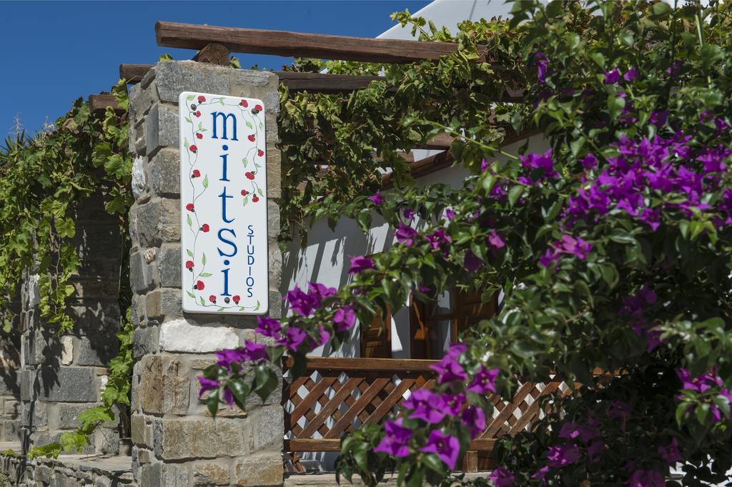 Mitsi Studios Náousa Eksteriør bilde